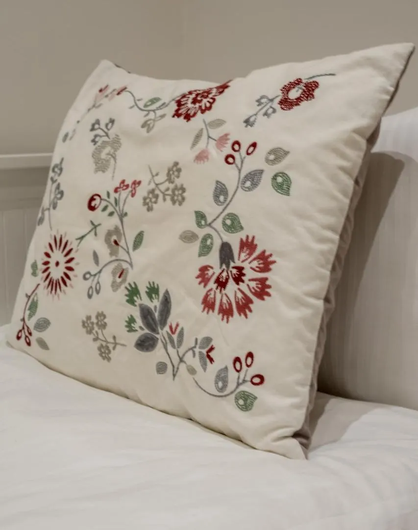 Edinburgh Serviced Apartment 0*,